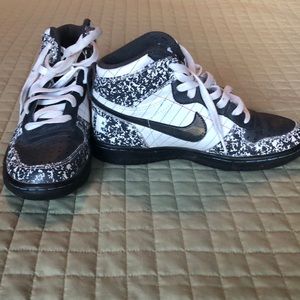 nike composition book shoes